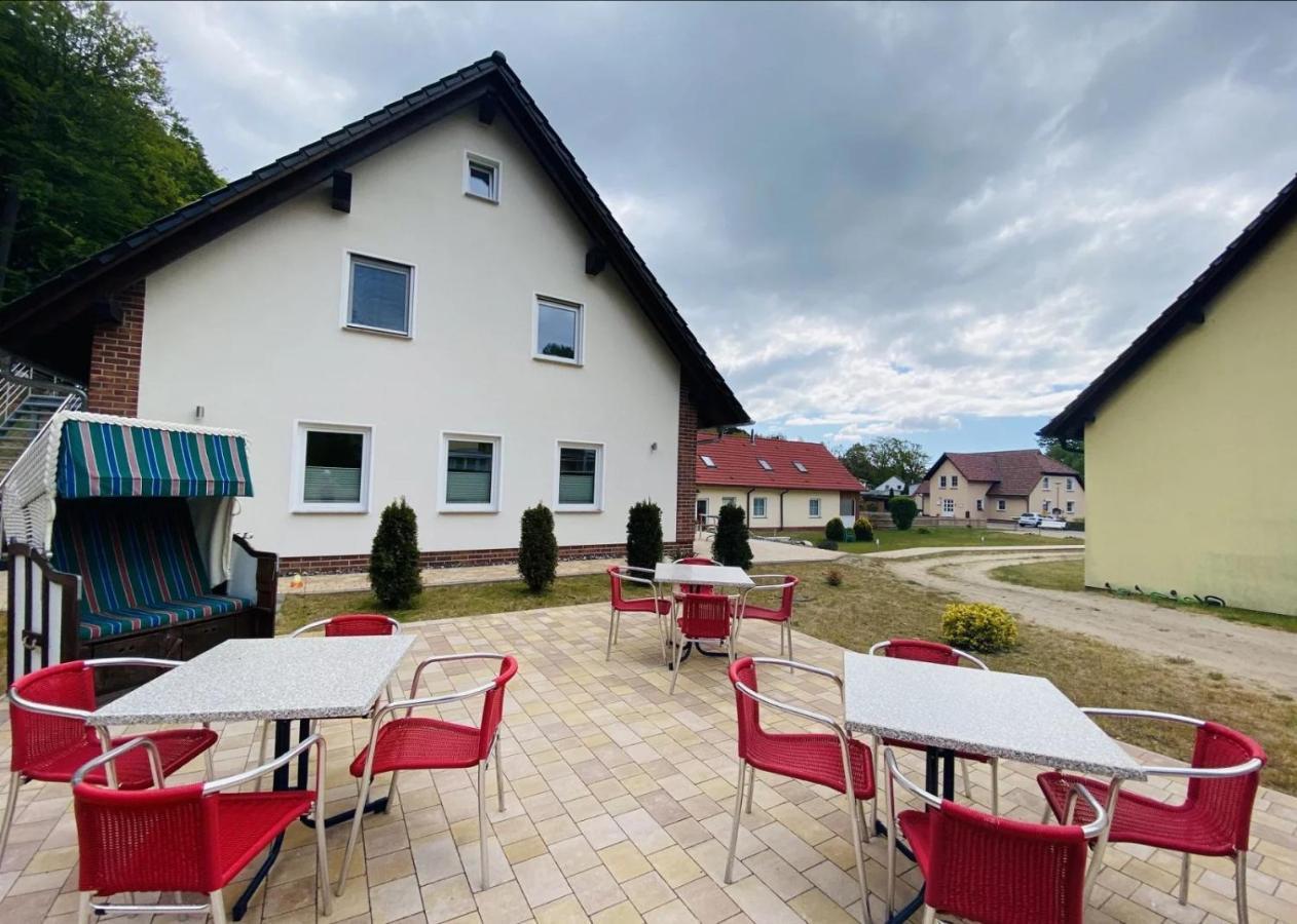 Bischofshof Appartement Sellin  Buitenkant foto